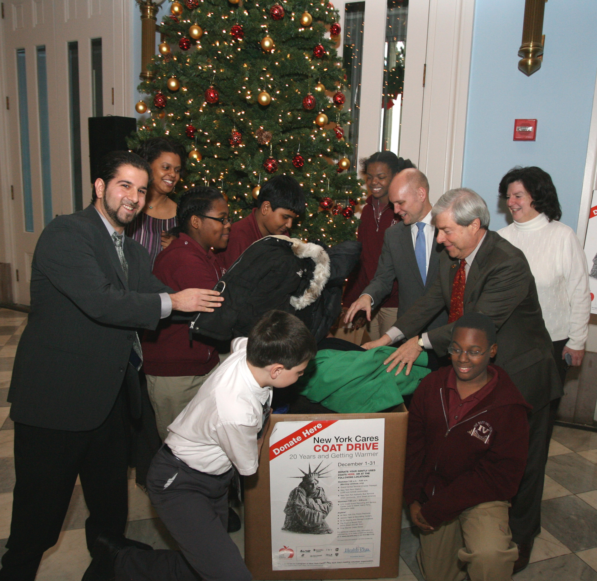 2008 Coat Drive_nyreblog_com_.jpg