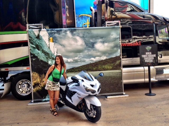crop_this_kawasaki_motorcycle_091312.jpg