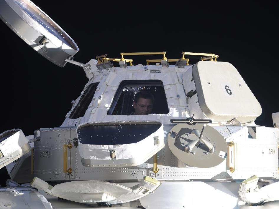 cupola_nasa_photo_2010_nyreblog_com_.jpg