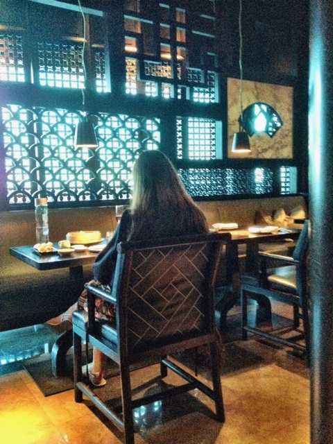 dim_sum_lady.jpg