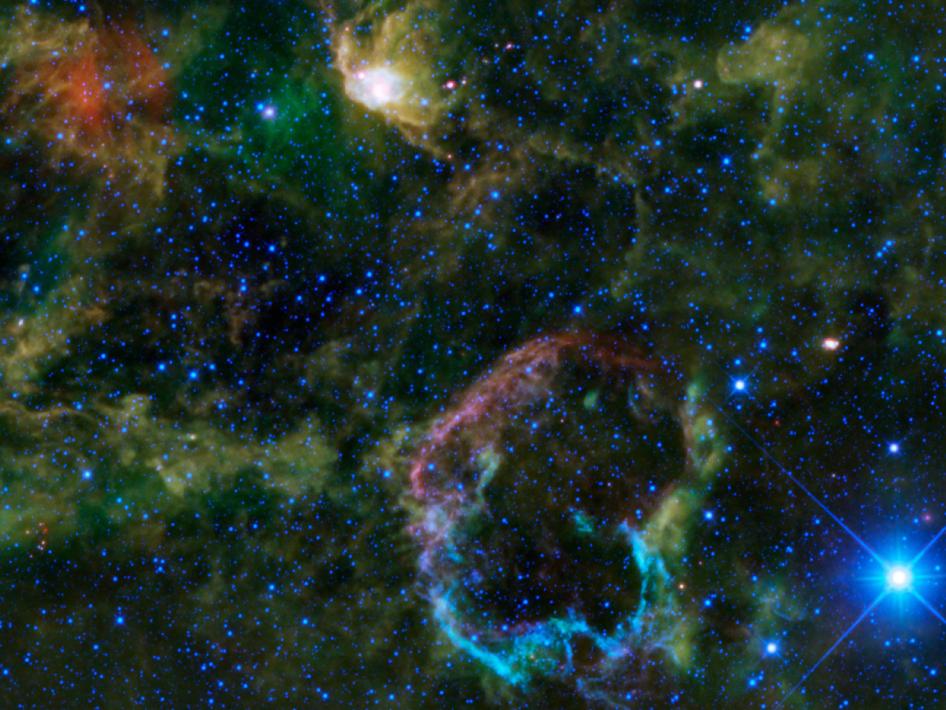 explosion_infrared_color_nasa_2011_nyreblog_com_.jpg