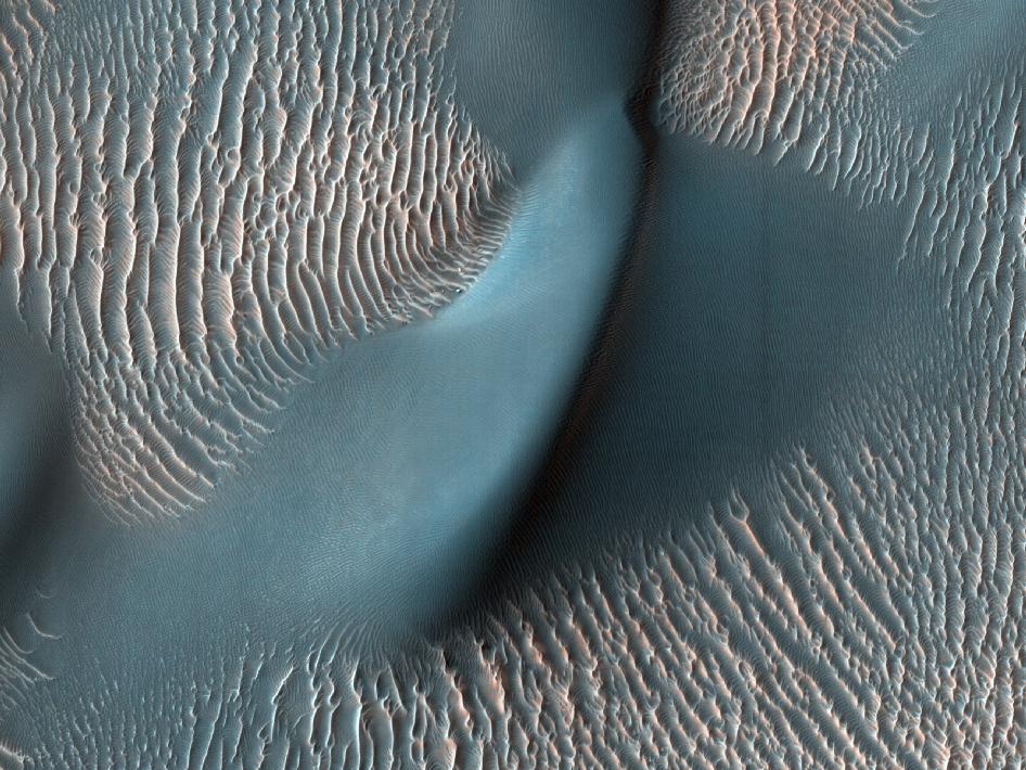 mars_proctor_crater_nasa_nyreblog_com_.jpg