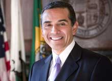 mayorvillaraigosa~nyreblog.jpg