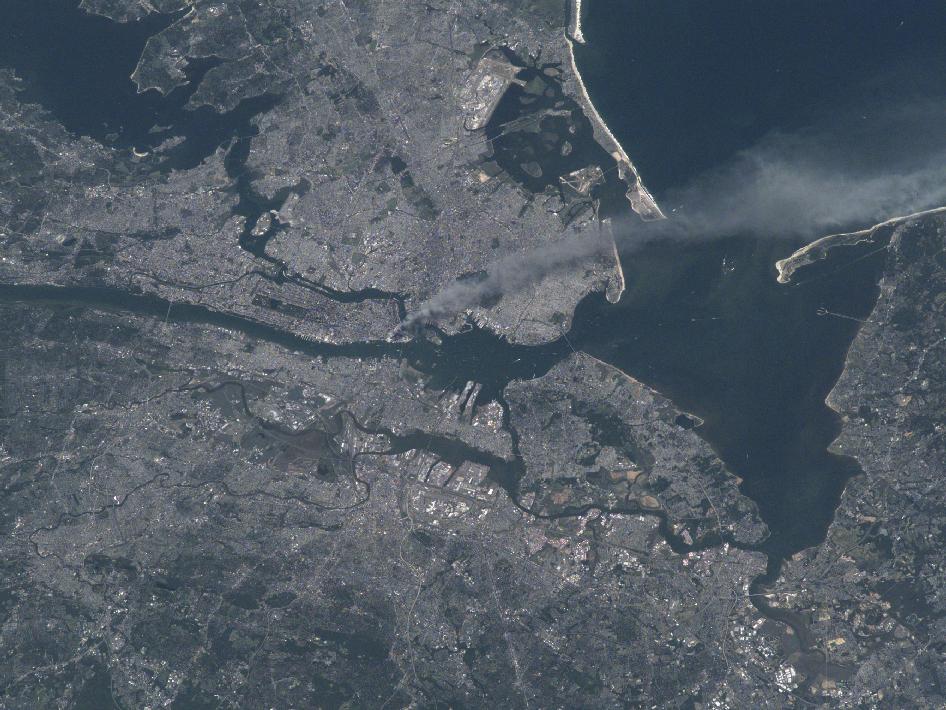 nasa_photo_0911_nyreblog_com_.jpg