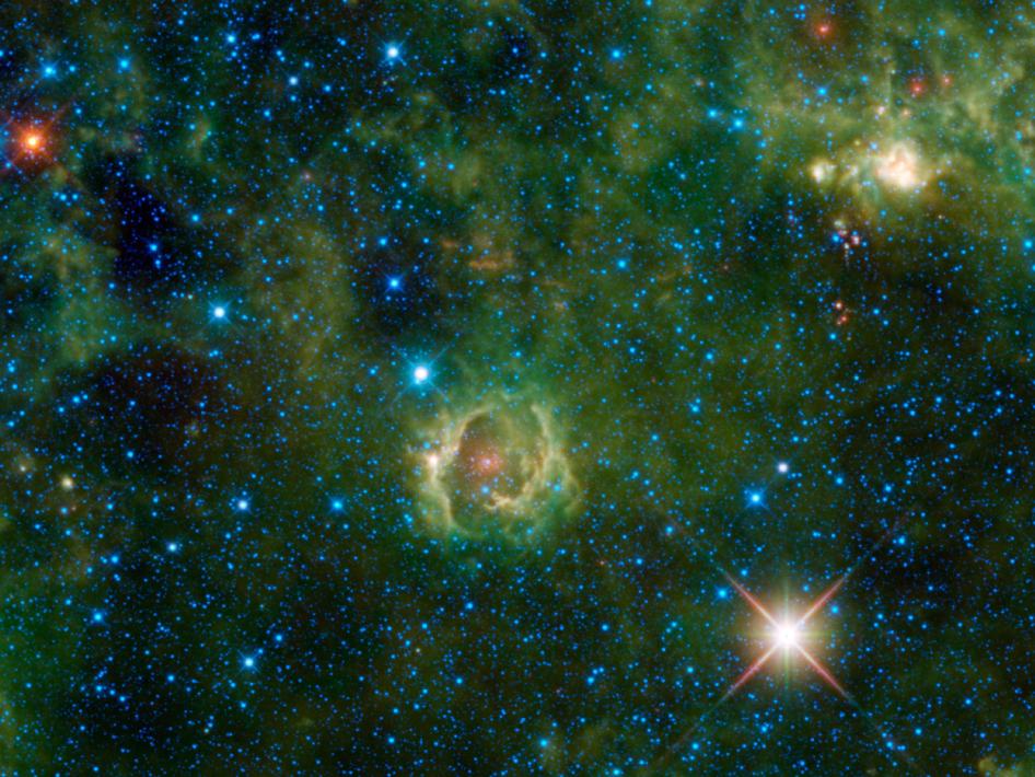 nebula_nasa_photo_2011_nyreblog_com_.jpg