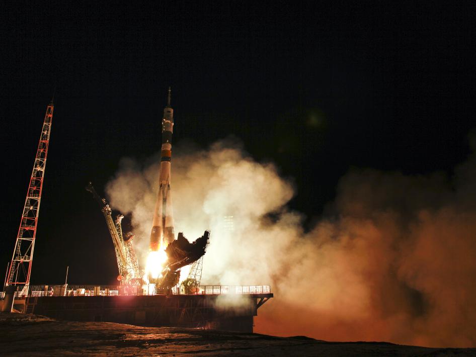soyuz_tma_02M_0611_nasa_photo_nyreblog_com_.jpg